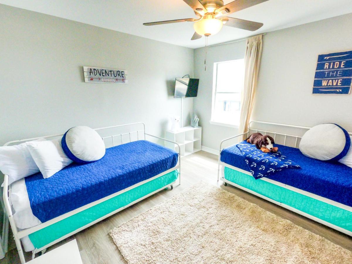 Duplex Allows For One Or Both Sides To Be Rented! Suitable For Small Or Large Families! กัลฟ์ชอร์ส ภายนอก รูปภาพ