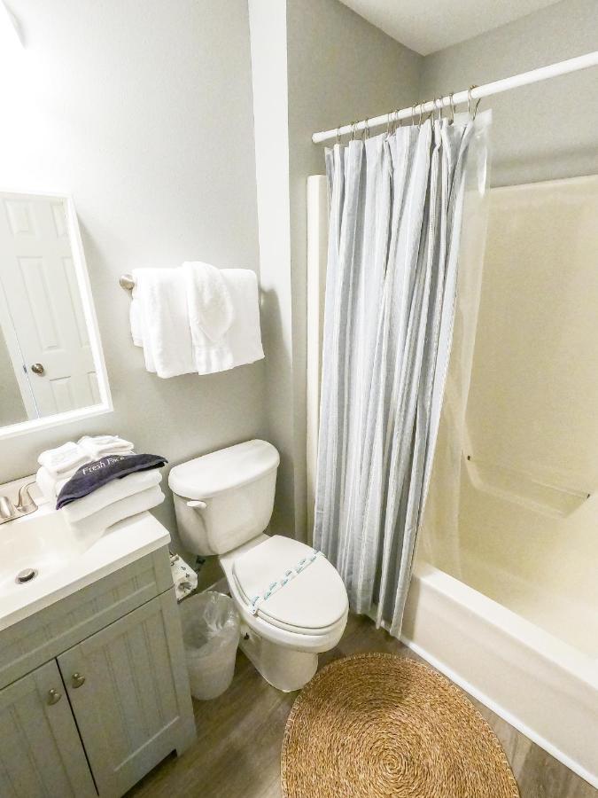 Duplex Allows For One Or Both Sides To Be Rented! Suitable For Small Or Large Families! กัลฟ์ชอร์ส ภายนอก รูปภาพ